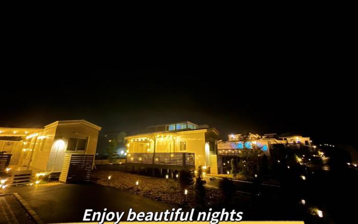 Necoana Glamping 露舍輕居 Terrace Trailer Villa