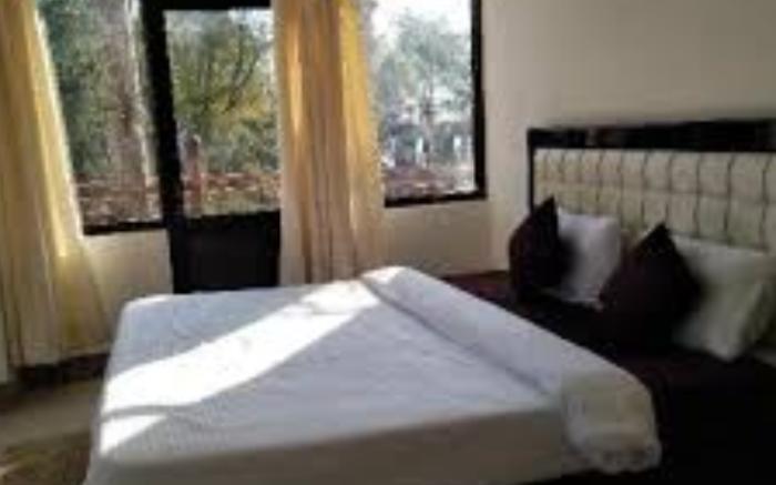 Jusgar Home Stay By Apna Adda