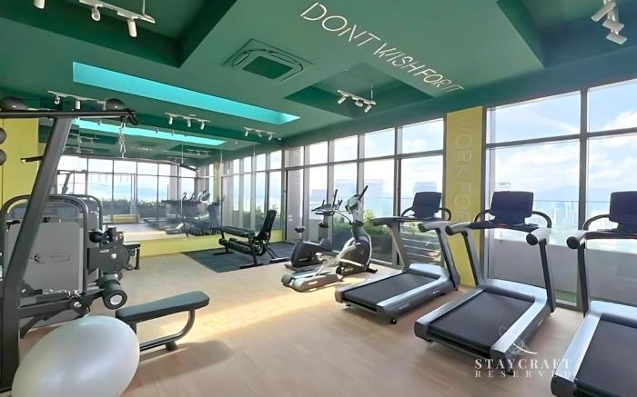 Cityview2Pax#5m>Monorail#Skypool