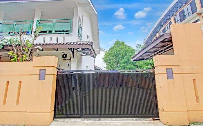 OYO 94650 Guest House Sakinah