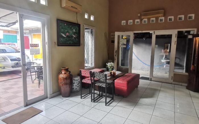 OYO 94671 Classic Guesthouse