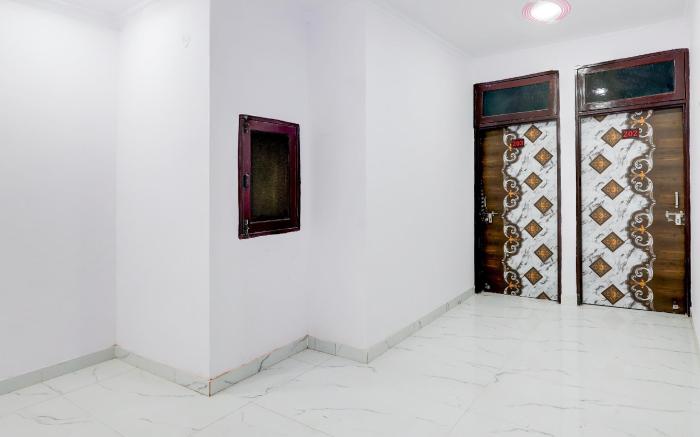 Hotel The Arrow Near Paschim Vihar