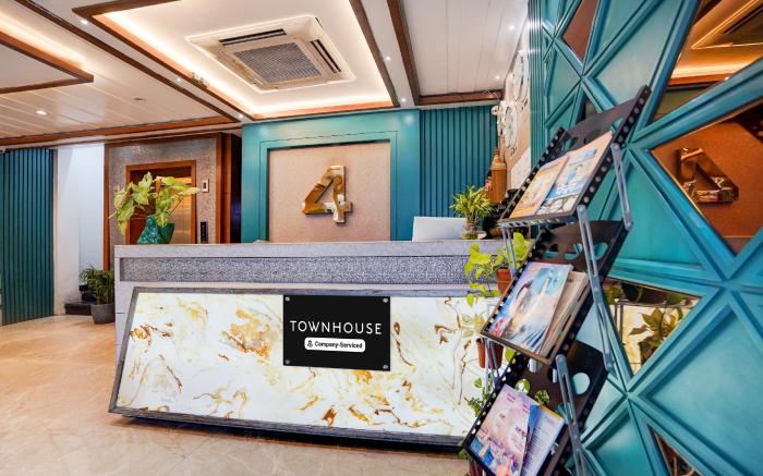 Super Townhouse Prayagraj Central Bus Terminal Formerly Hotel Four View