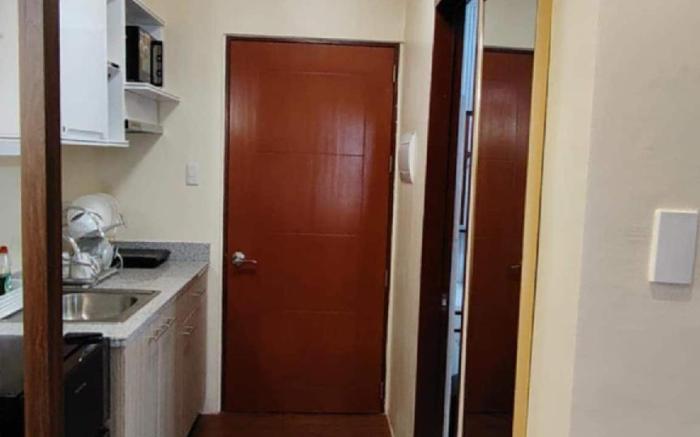 TJ’s Oasis @ Mesavirre Garden Residences