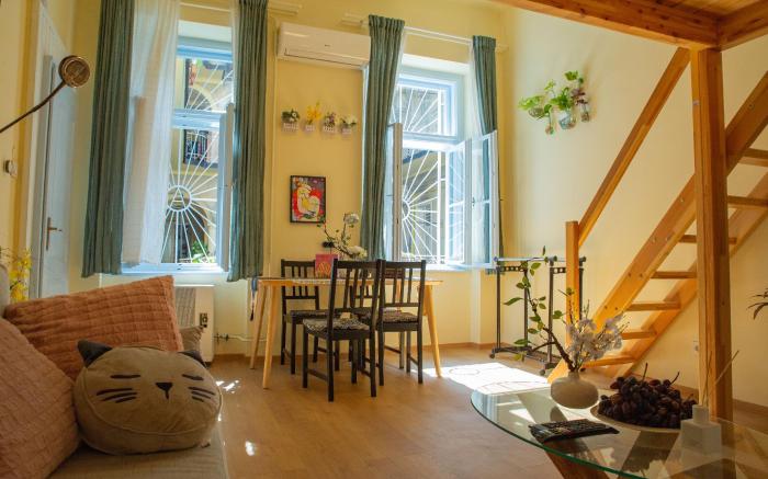 Sweet Spot-AC, Near Metro, Free WiFi, City centre