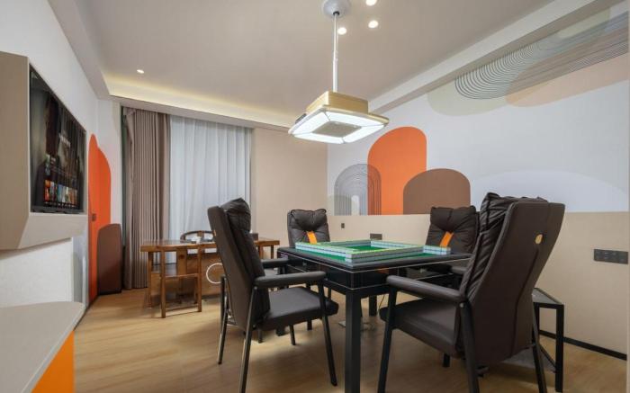 Yicheng Hotel - Lingshui High-speed Railway Station Haiyun Square Branch