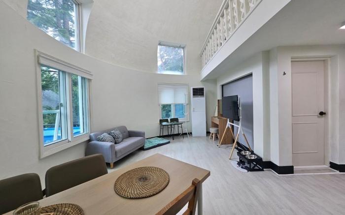 Gapyeong Kkotmariae Pension