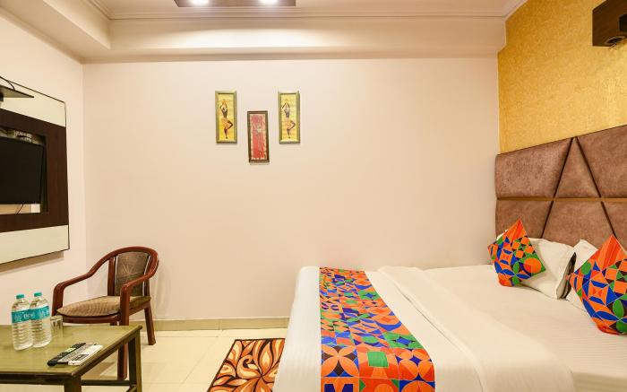 FabHotel Delhi Continental