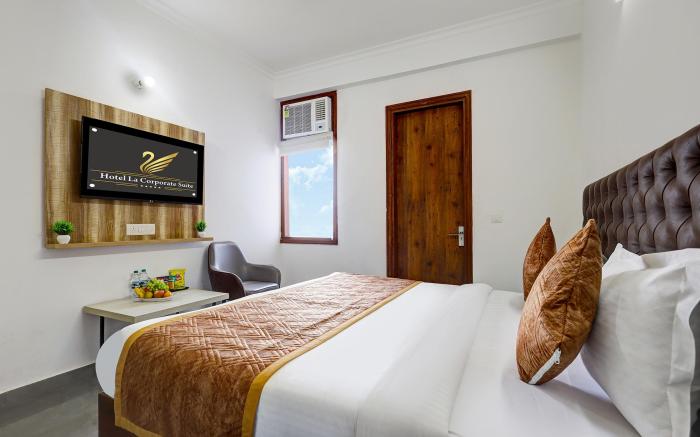 FabHotel La Corporate Suite