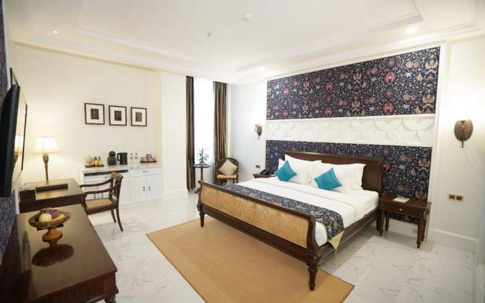 MAHALAYA The Legacy Hotel