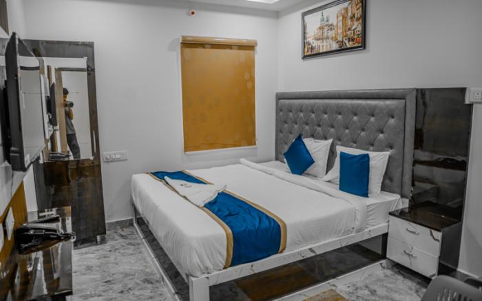 Hotel Vayuputra Grand