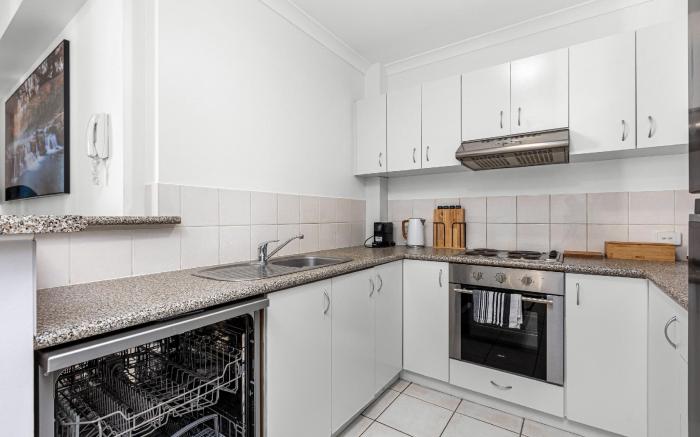 Stunning 1BDR Paradise - Gym/Pool