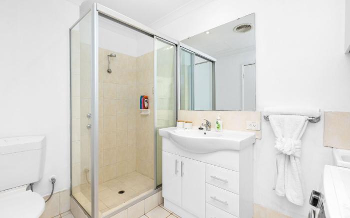 Modern 2BR | Pool, Gym, Parking