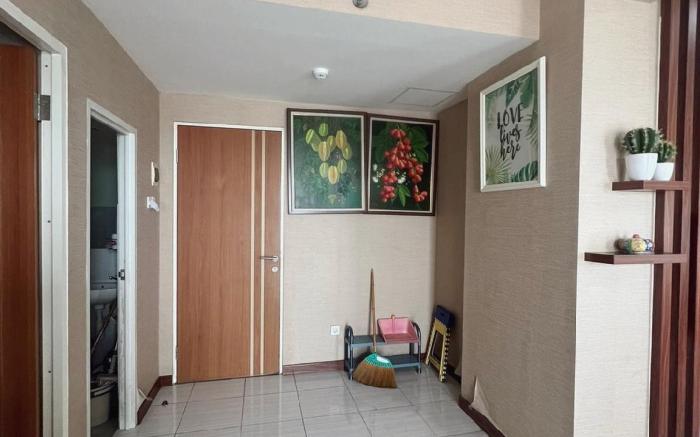 Apartemen Puncak Dharmahusada 3BR with cozy living