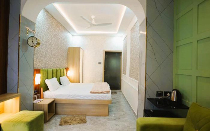 Hotel Ambassador Varanasi Best Luxury in Varanasi