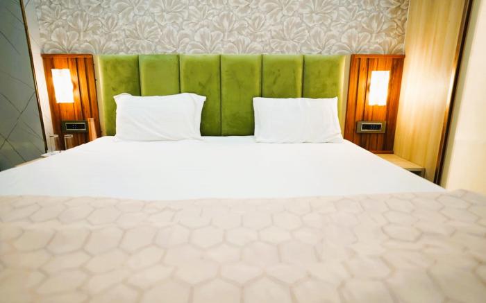 Hotel Ambassador Varanasi Best Luxury in Varanasi
