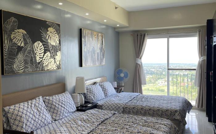 Amazing Breeze and Scenery on the 20th Floor!