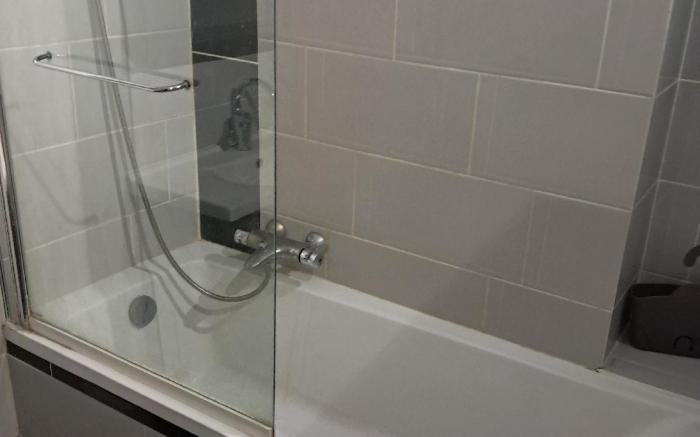 REIMS -CENTRE VILLE-au2etage avec 2 chambres - 6 p