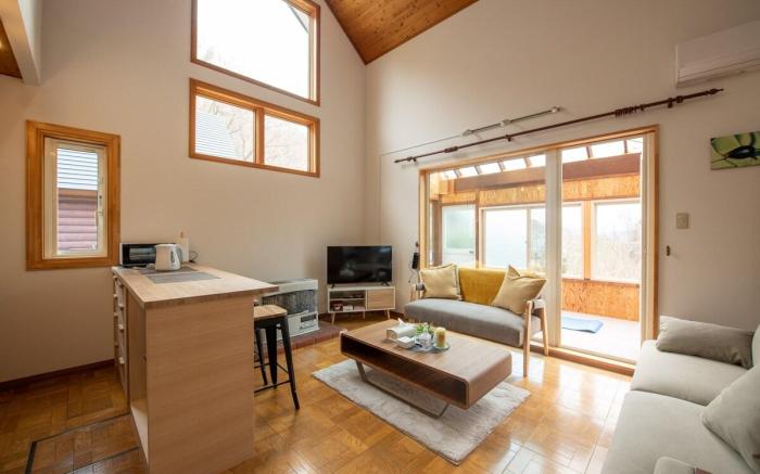 Lake Toya Terrace House