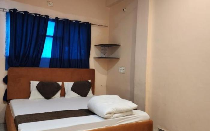 The kashi dham paying guest house 