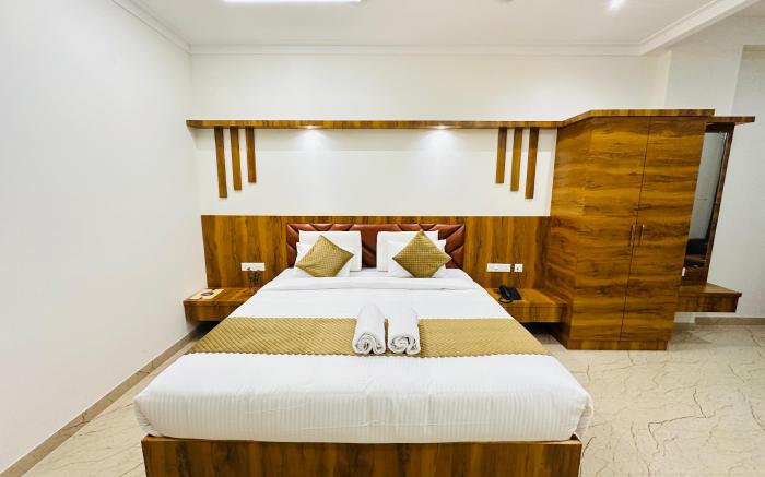 Shambhavi Hotel And Convention Centre