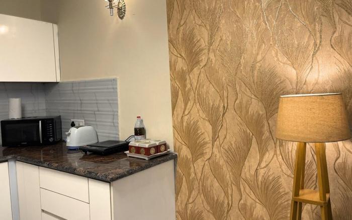 Abyss By Mulberry Homestays | Luxe Stays In Noida
