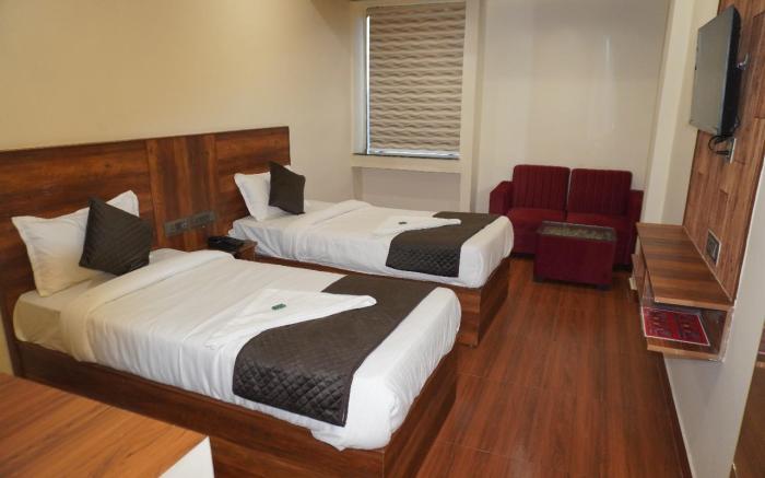 Hotel Kaushiki Palace