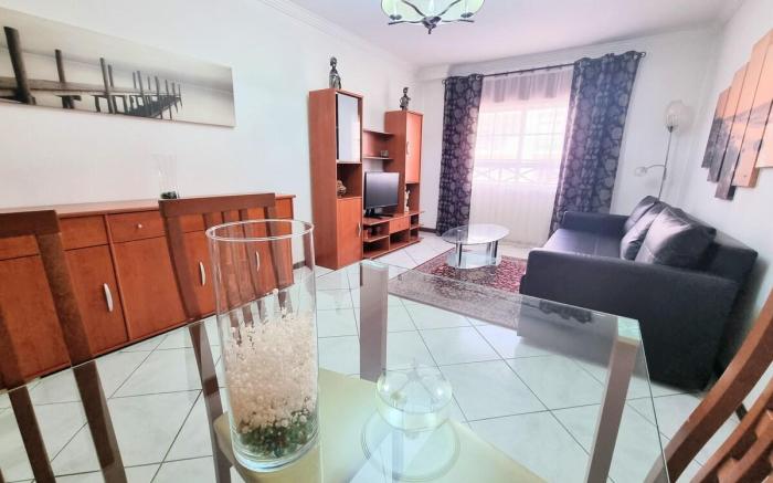 Apartment Real Delux 2BR close to city center