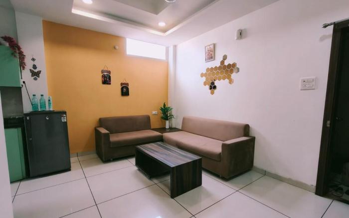 Fully Private 1BHK Couple Friendly @ Serene Green