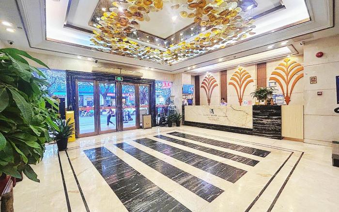 Guangzhou Liangyou Qicheng Hotel (Gangding Subway Station Jinan University Branch)