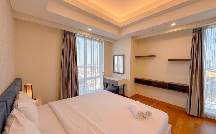 2BR at One East Penthouse & Residence By Travelio