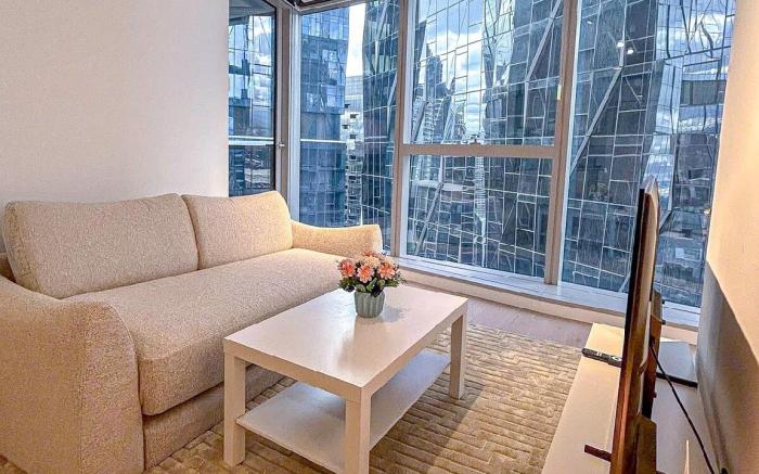 Two bedrooms apartment with balcony in Mel CBD