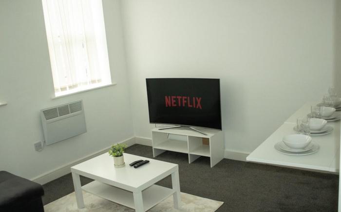 EDYN - Luxe Duplex |PS5| Free Parking| Fast Wi-Fi