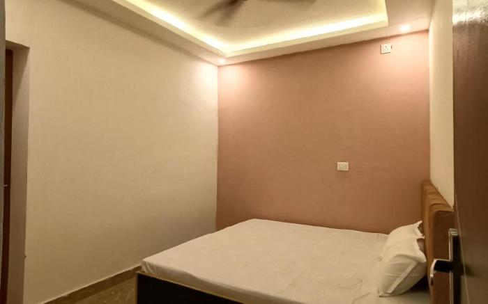 Shri Nath Ji Paying Guest House