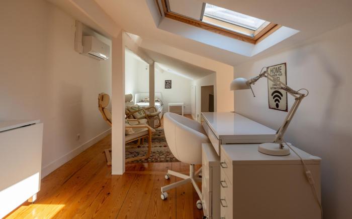 BAIRRO ALTO TINY STUDIO by Homing