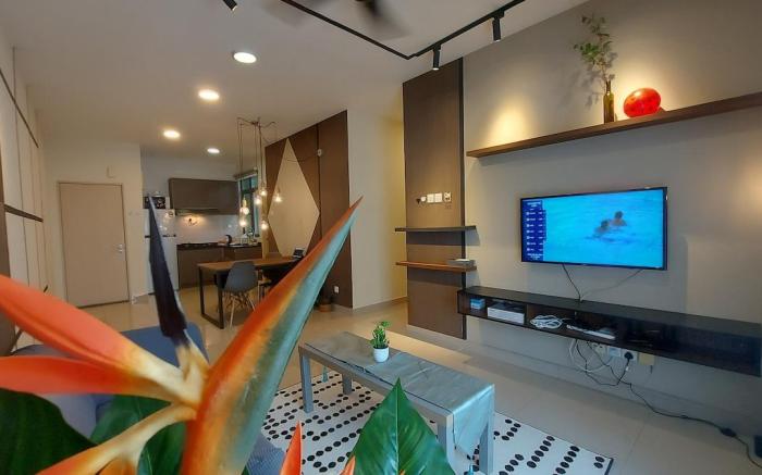 JB Austin 3BR Luxury Condo Free Park & WiFi B30