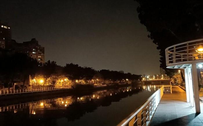 Riverside House-2 room(near Dream mall)