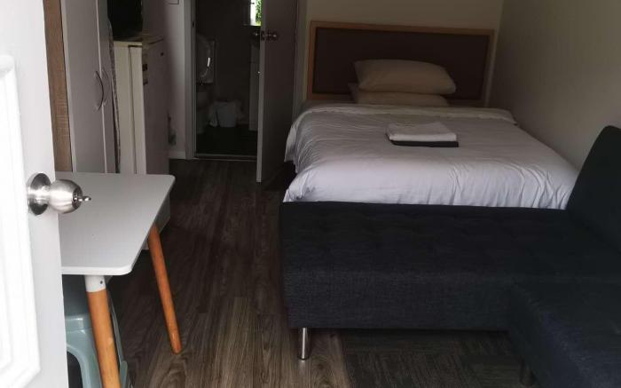 Two Double Beds including 1 double sofa bed chalet