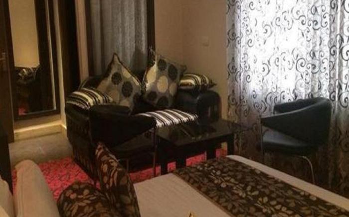 HOTEL KOHINOOR PALACE