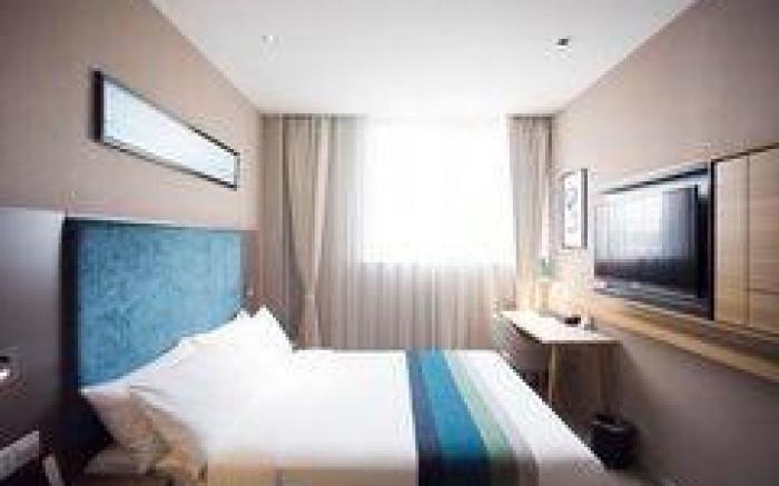 Home Inn Style Wuhu Fantawild Adventure Development Zone