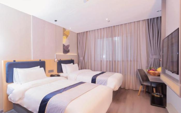 Home Inn Style Dalian Railway Station Youhao Square Metro Station