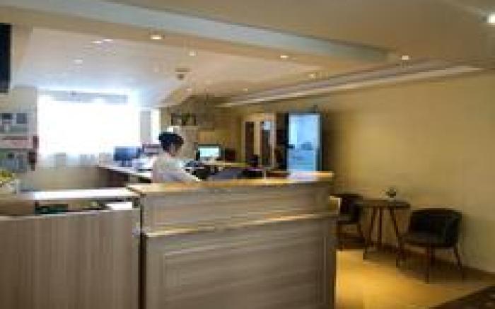 Home Inn Hotel Tongchuan Yaozhou District Government