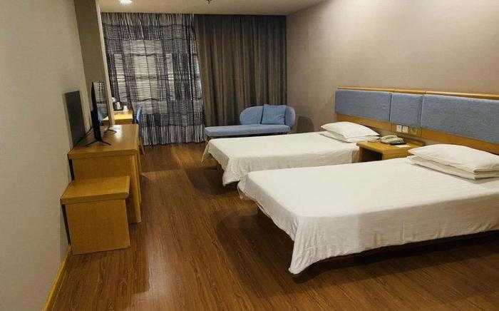Home Inn Neo Xinxiang Pingyuan Road