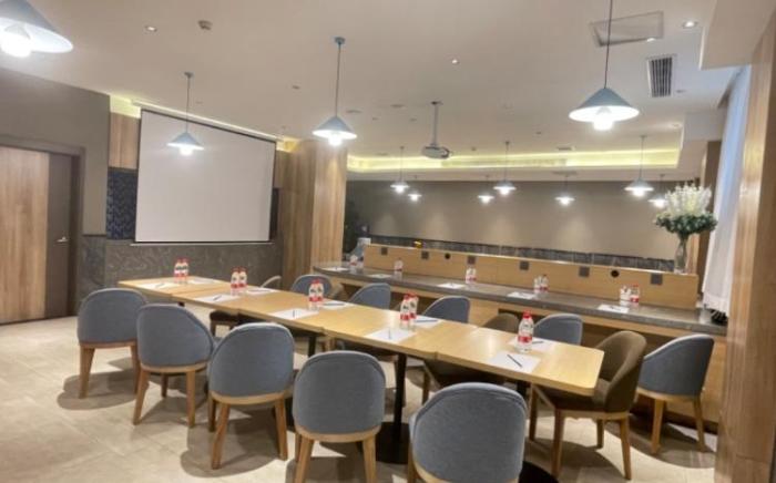 Home Inn Neo Linfen Pingyang Plaza Shenglong International Yingchun Street