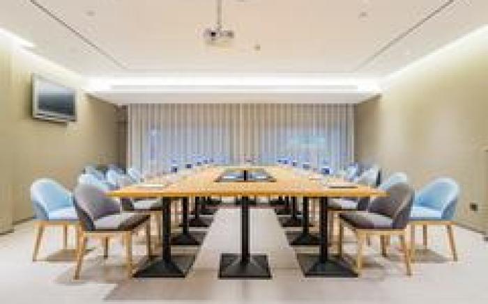 Home Inn Neo Tianjin Binhai New Area MSD Customs Building