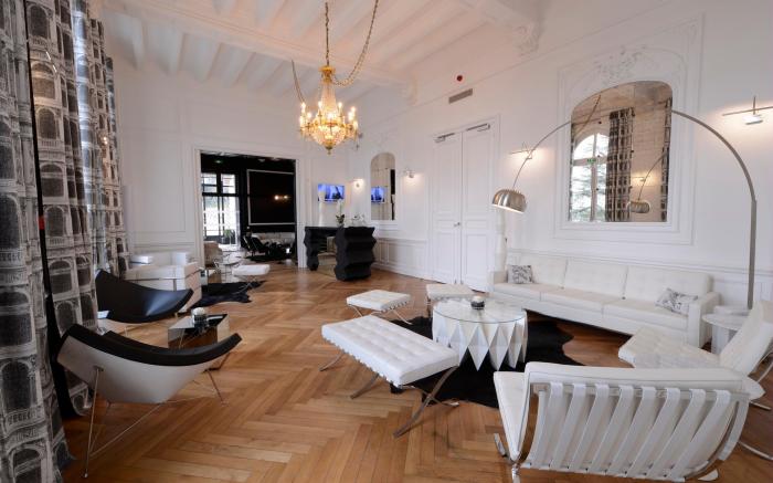 ART HOTEL