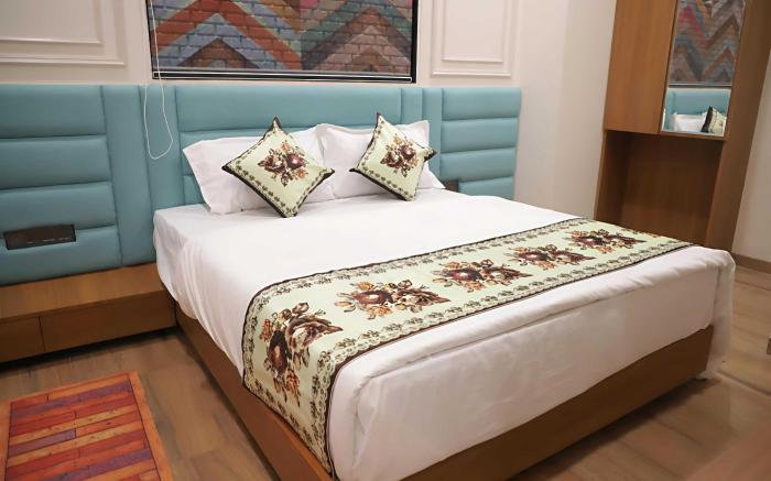OYO 838015 Keshav Hotel & resort