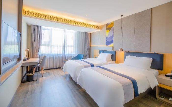 Home Inn Style Yantai Yongda Street RT-Mart