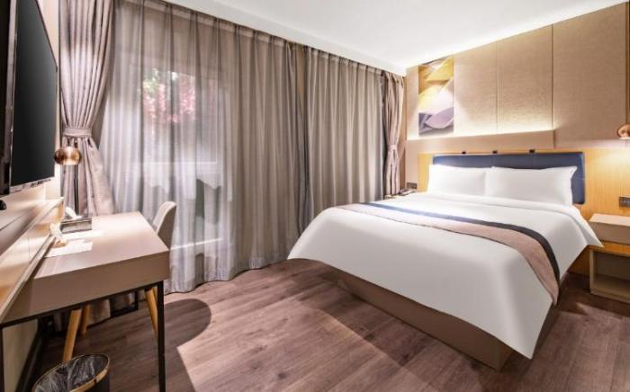 Home Inn Style Jinan Zhangqiu Mingshui Ancient City Xianggang Street