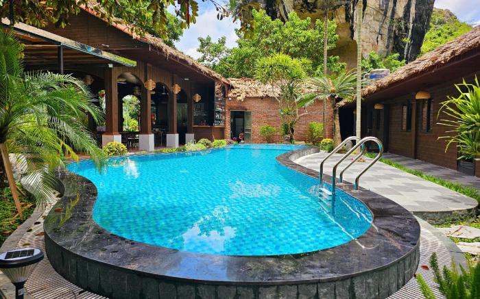 An Riverside Ecolodge